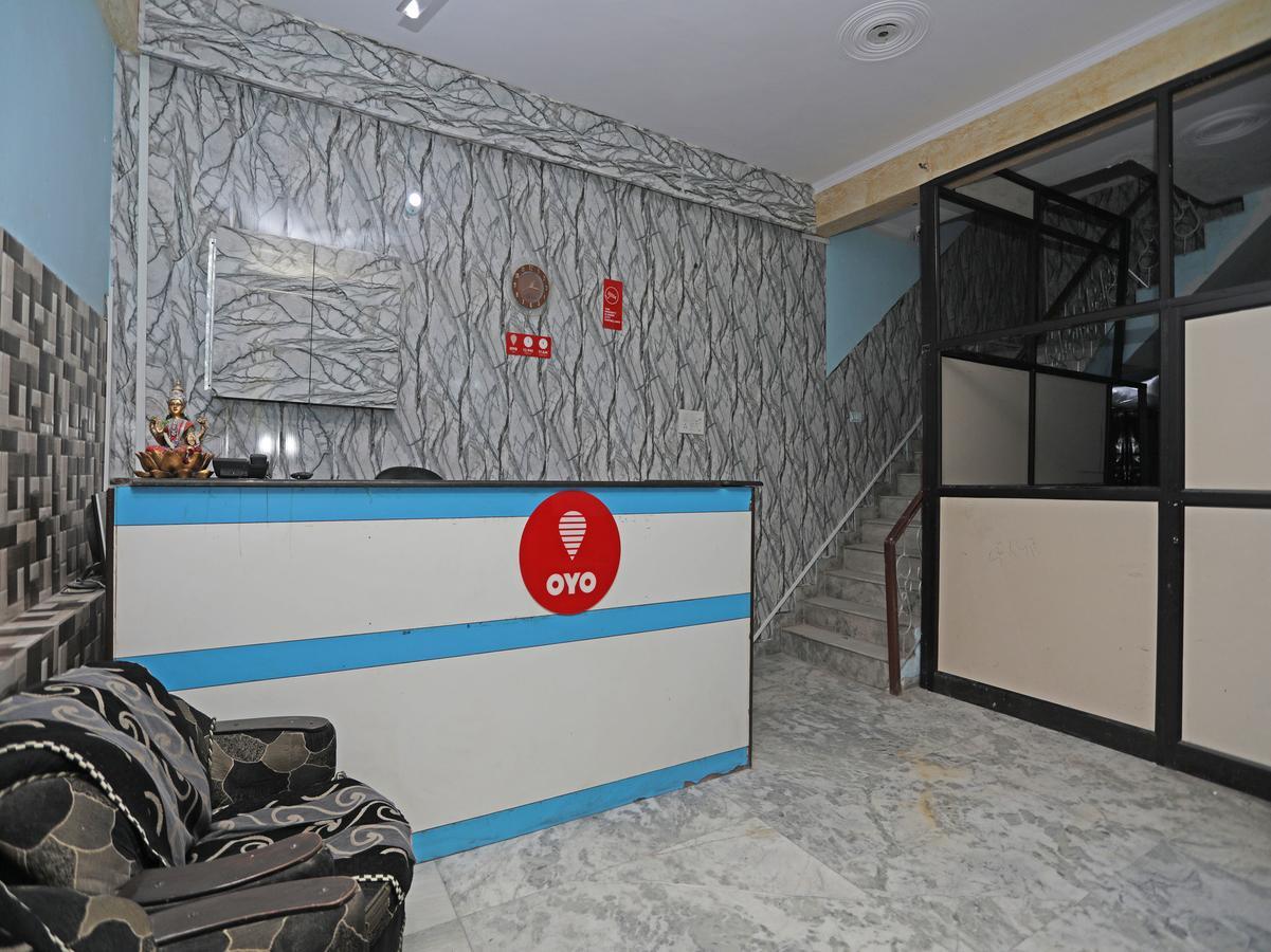 Oyo 11924 Jp Residency Hotel New Delhi Buitenkant foto
